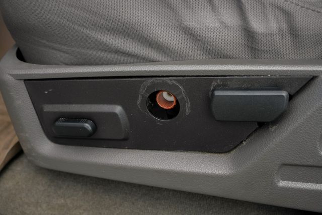 2010 Ford F-250 Super Duty XLT CREW CAB FX4 / CLEAN CARFAX / 6.4L 4X4 DIESEL | Austin, TX | Rocky Mountain Truck Stop Austin 2010 Ford F-250 Super Duty XLT CREW CAB FX4 / CLEAN CARFAX / 6.4L 4X4 DIESEL | Austin, TX | Rocky Mountain Truck Stop Austin