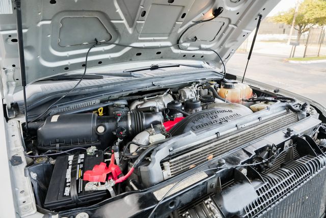 2010 Ford F-250 Super Duty XLT CREW CAB FX4 / CLEAN CARFAX / 6.4L 4X4 DIESEL | Austin, TX | Rocky Mountain Truck Stop Austin