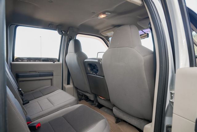 2010 Ford F-250 Super Duty XLT CREW CAB FX4 / CLEAN CARFAX / 6.4L 4X4 DIESEL | Austin, TX | Rocky Mountain Truck Stop Austin