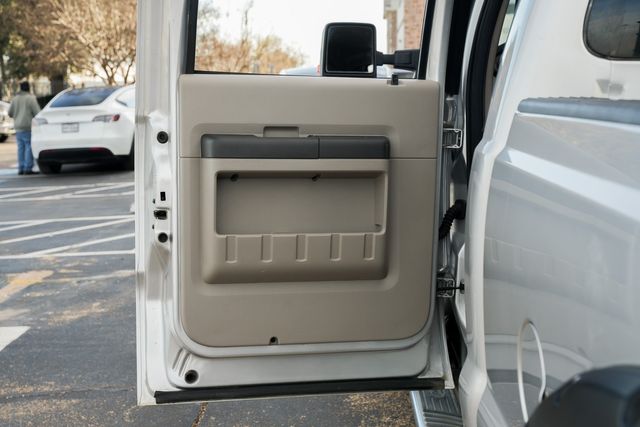 2010 Ford F-250 Super Duty XLT CREW CAB FX4 / CLEAN CARFAX / 6.4L 4X4 DIESEL | Austin, TX | Rocky Mountain Truck Stop Austin