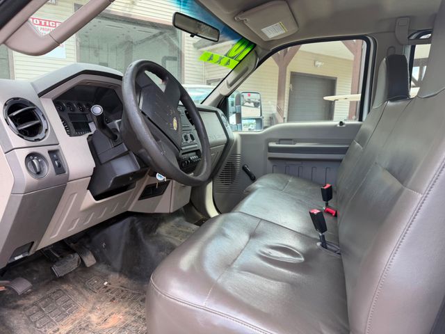 2010 Ford F-350 Super Duty XL