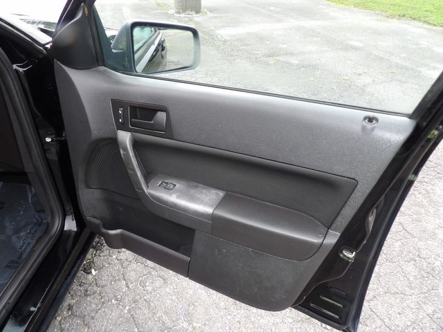 2010 Ford Focus SE | Dalton, GA | Paniagua Auto Mall 2010 Ford Focus SE | Dalton, GA | Paniagua Auto Mall