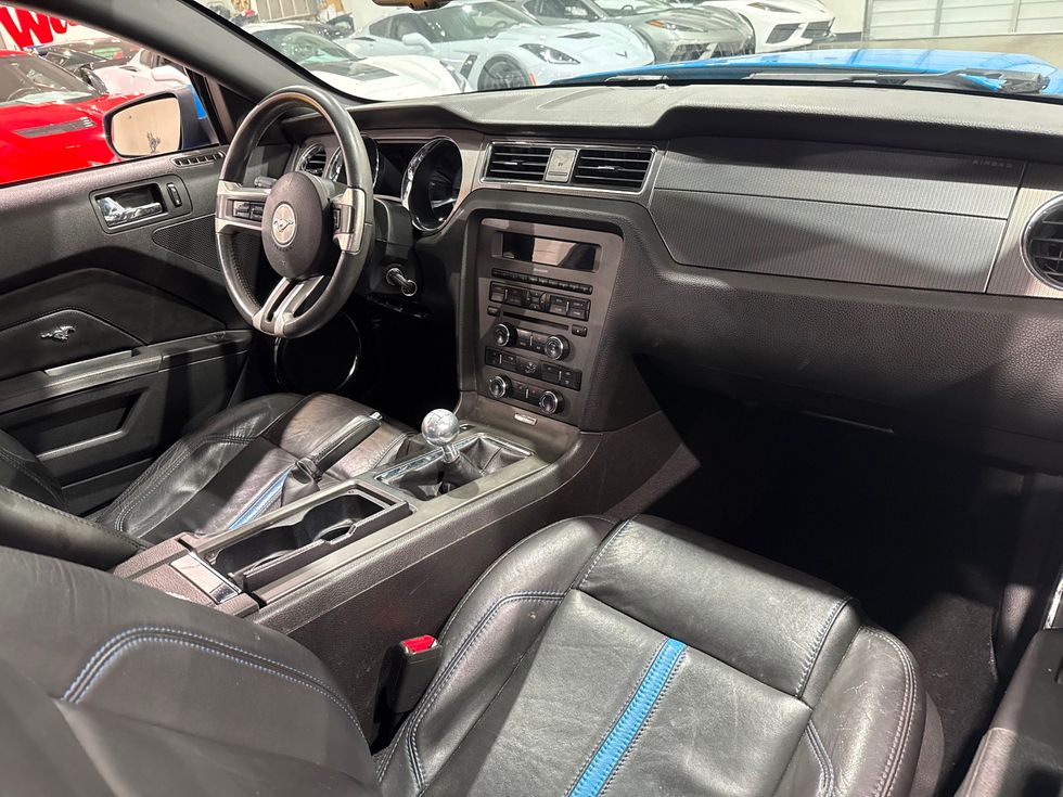 2010 Ford Mustang GT 5-Speed, 401A, Shaker 1000, 19's, 3.73