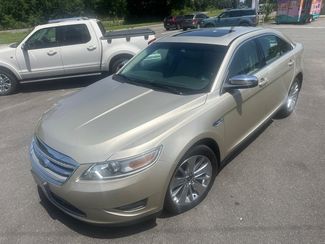 2010 Ford Taurus