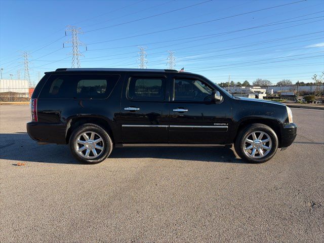 2010 GMC Yukon XL Denali