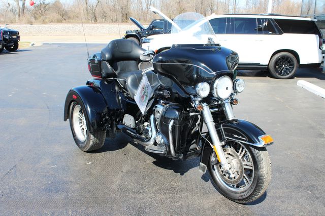 2010 Harley-Davidson Trike Tri Glide Ultra Classic | Granite City, Illinois | MasterCars Company Inc. 2010 Harley-Davidson Trike Tri Glide Ultra Classic | Granite City, Illinois | MasterCars Company Inc.