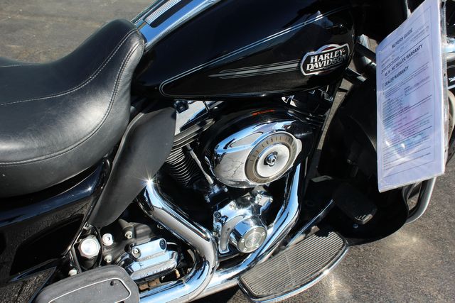 2010 Harley-Davidson Trike Tri Glide Ultra Classic | Granite City, Illinois | MasterCars Company Inc. 2010 Harley-Davidson Trike Tri Glide Ultra Classic | Granite City, Illinois | MasterCars Company Inc.