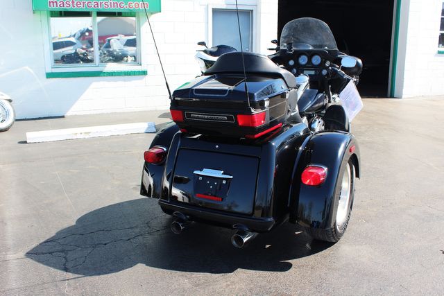 2010 Harley-Davidson Trike Tri Glide Ultra Classic | Granite City, Illinois | MasterCars Company Inc.