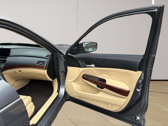 2010 Honda Accord Crosstour EX-L w/Navi | Alpharetta, GA | Star Motors