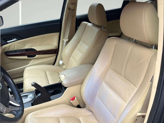 2010 Honda Accord Crosstour EX-L w/Navi | Alpharetta, GA | Star Motors 2010 Honda Accord Crosstour EX-L w/Navi | Alpharetta, GA | Star Motors