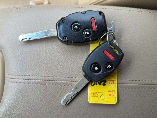 2010 Honda Accord Crosstour EX-L w/Navi | Alpharetta, GA | Star Motors 2010 Honda Accord Crosstour EX-L w/Navi | Alpharetta, GA | Star Motors