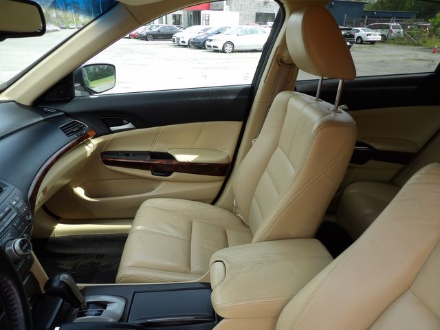 2010 Honda Accord Crosstour EX-L w/Navi | Dalton, GA | Paniagua Auto Mall 2010 Honda Accord Crosstour EX-L w/Navi | Dalton, GA | Paniagua Auto Mall