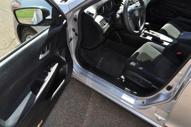 2010 Honda Accord LX-P | Louisville, MS | CARite Louisville MS 2010 Honda Accord LX-P | Louisville, MS | CARite Louisville MS