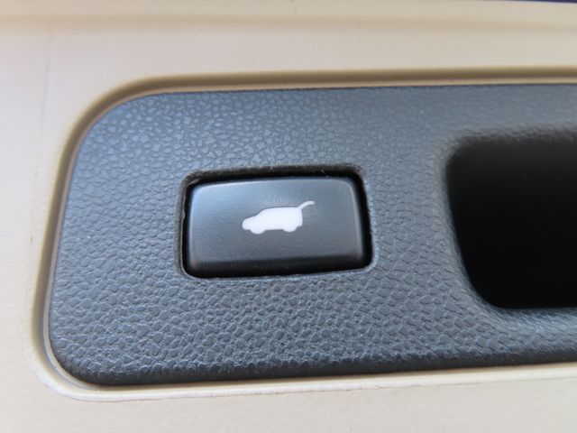 2010 Honda Pilot Touring w/Navi w/DVD