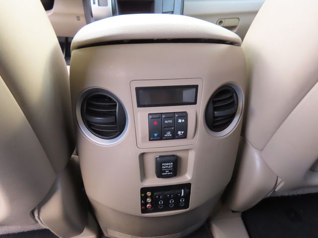 2010 Honda Pilot Touring w/Navi w/DVD
