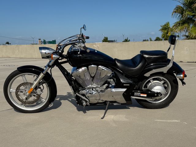 2010 Honda Sabre Base | Dania Beach, Florida | Top Gear Inc.