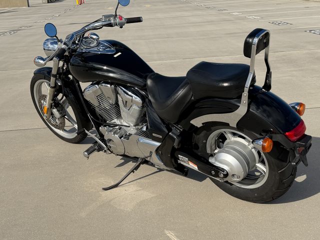 2010 Honda Sabre Base | Dania Beach, Florida | Top Gear Inc. 2010 Honda Sabre Base | Dania Beach, Florida | Top Gear Inc.