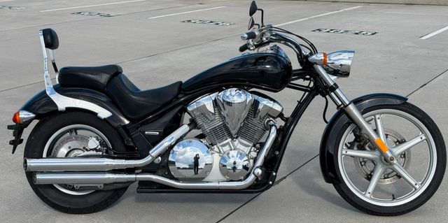 2010 Honda Sabre Base | Dania Beach, Florida | Top Gear Inc. 2010 Honda Sabre Base | Dania Beach, Florida | Top Gear Inc.