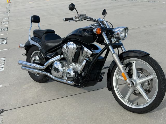 2010 Honda Sabre Base | Dania Beach, Florida | Top Gear Inc. 2010 Honda Sabre Base | Dania Beach, Florida | Top Gear Inc.