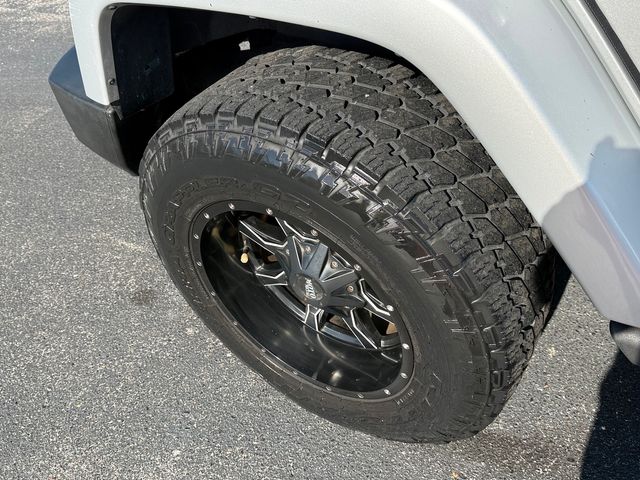 2010 Jeep Wrangler Unlimited WRAGLER SAHARA CLEAN CARFAX CERT | Plant City, FL | psv5 DEMO - Bayshore Automotive 2010 Jeep Wrangler Unlimited WRAGLER SAHARA CLEAN CARFAX CERT | Plant City, FL | psv5 DEMO - Bayshore Automotive