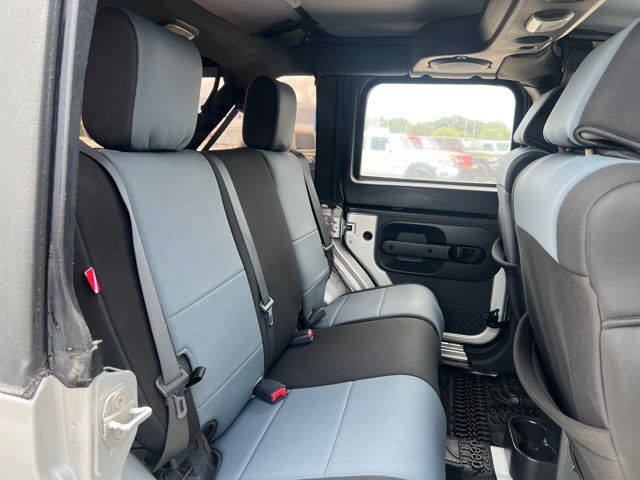 2010 Jeep Wrangler Unlimited Sport