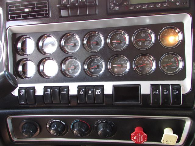 2011 T800 EZ Trac 6x6, 24' Flatbed | St Cloud MN | NorthStar Truck Sales 2011 T800 EZ Trac 6x6, 24' Flatbed | St Cloud MN | NorthStar Truck Sales