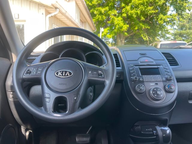 2010 Kia Soul +