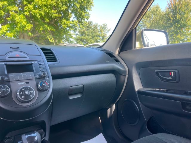 2010 Kia Soul +
