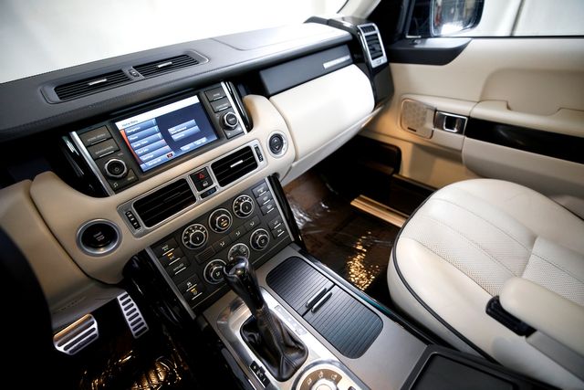 2010 Land Rover Range Rover Supercharged | Burbank, California | MDK International 2010 Land Rover Range Rover Supercharged | Burbank, California | MDK International