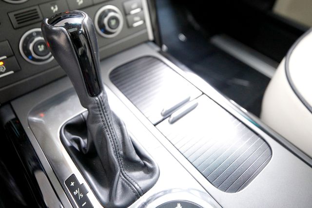 2010 Land Rover Range Rover Supercharged | Burbank, California | MDK International 2010 Land Rover Range Rover Supercharged | Burbank, California | MDK International