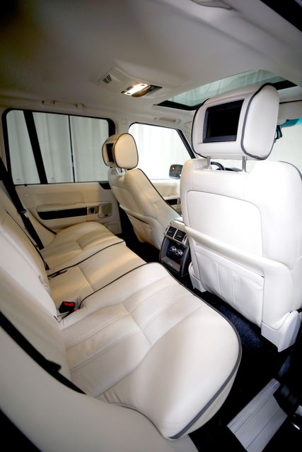 2010 Land Rover Range Rover Supercharged | Burbank, California | MDK International 2010 Land Rover Range Rover Supercharged | Burbank, California | MDK International