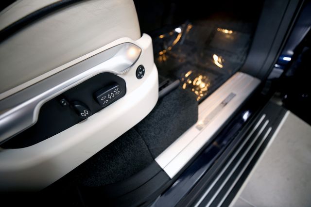 2010 Land Rover Range Rover Supercharged | Burbank, California | MDK International 2010 Land Rover Range Rover Supercharged | Burbank, California | MDK International