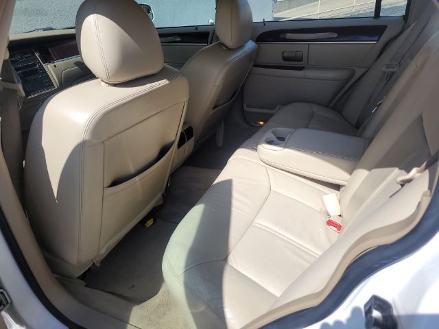 2010 Lincoln Town Car Signature Limited | Lubbock, TX | Chaparral Motors - Lubbock 2010 Lincoln Town Car Signature Limited | Lubbock, TX | Chaparral Motors - Lubbock