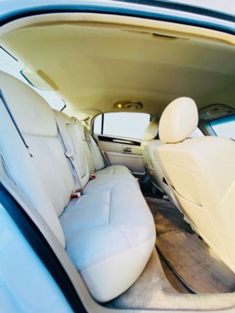 2010 Lincoln Town Car Signature Limited | Lubbock, TX | Chaparral Motors - Lubbock 2010 Lincoln Town Car Signature Limited | Lubbock, TX | Chaparral Motors - Lubbock