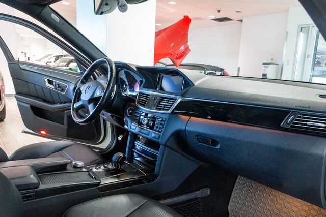 2010 Mercedes-Benz E 63 AMG