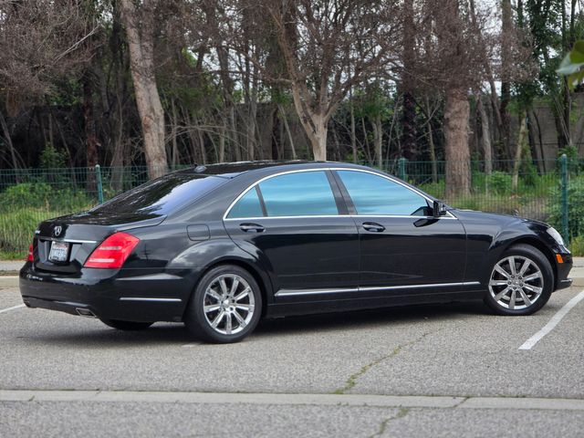 2010 Mercedes-Benz S-Class S 550 2010 Mercedes-Benz S-Class S 550