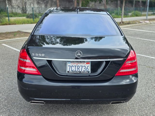 2010 Mercedes-Benz S-Class S 550 2010 Mercedes-Benz S-Class S 550