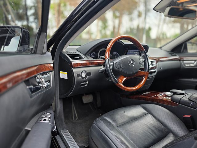 2010 Mercedes-Benz S-Class S 550