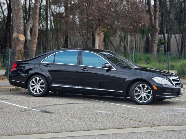 2010 Mercedes-Benz S-Class S 550 2010 Mercedes-Benz S-Class S 550