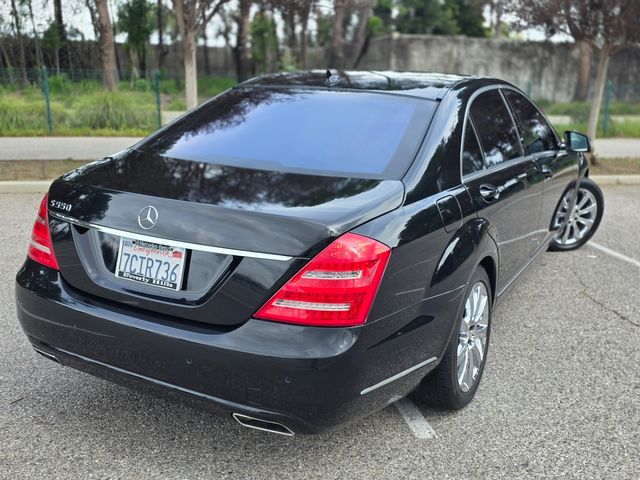 2010 Mercedes-Benz S-Class S 550  