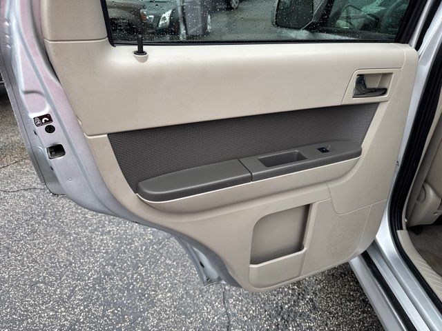 2010 Mercury Mariner Premier I4