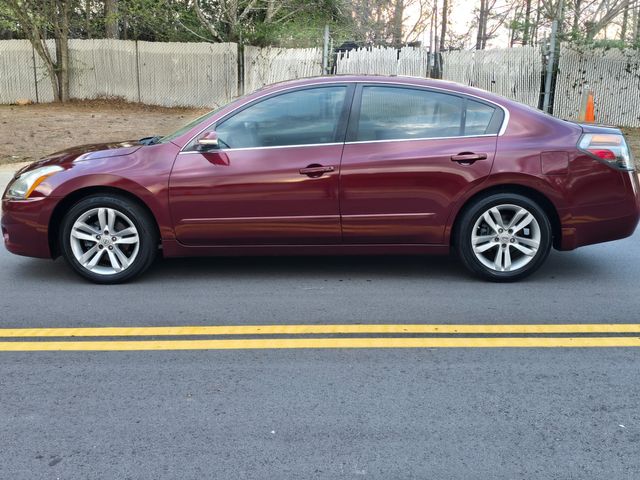 2010 Nissan Altima 3.5 SR