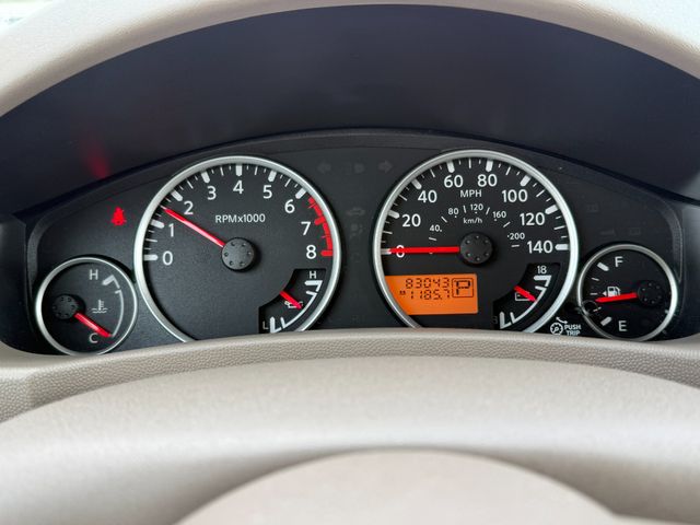 2010 Nissan Frontier LE V6 with Leather