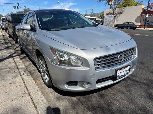 2010 Nissan Maxima 3.5 SV | Brea, CA | Zeus Auto Dealers 2010 Nissan Maxima 3.5 SV | Brea, CA | Zeus Auto Dealers