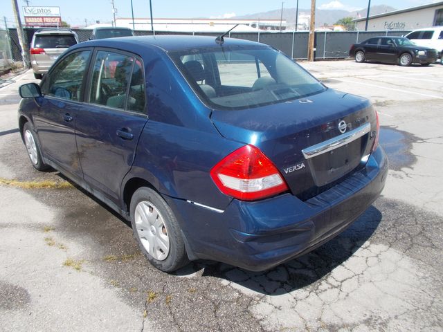 2010 Nissan Versa 1.8 SL