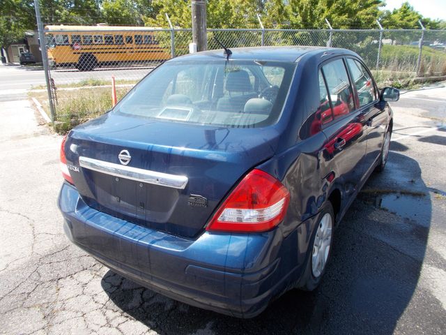 2010 Nissan Versa 1.8 SL 2010 Nissan Versa 1.8 SL