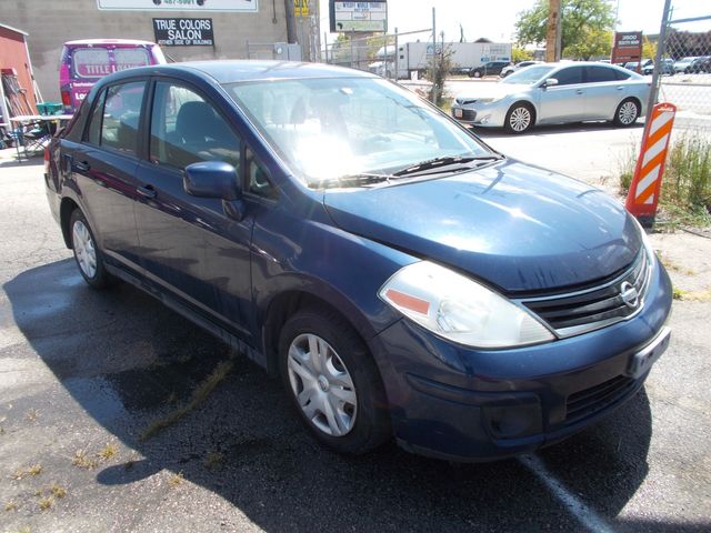 2010 Nissan Versa 1.8 SL 2010 Nissan Versa 1.8 SL