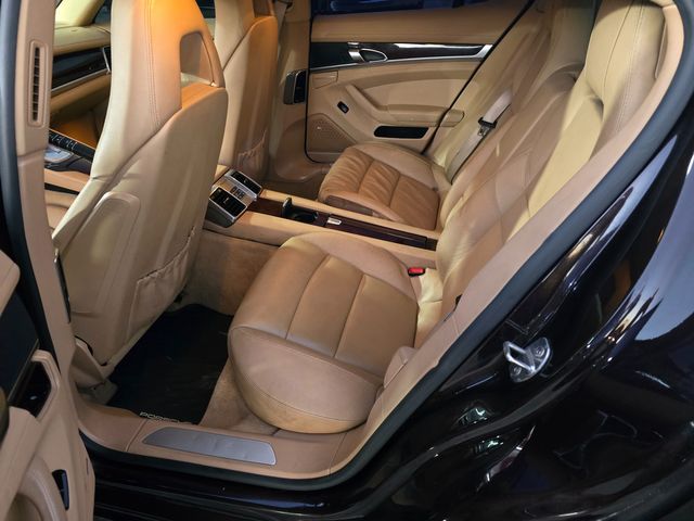 2010 Porsche Panamera 4S