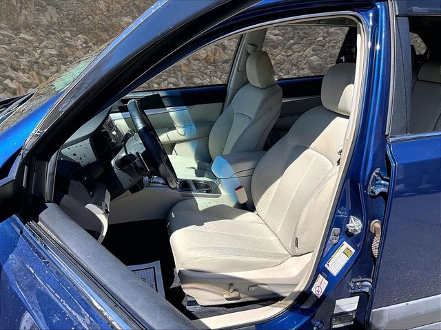 2010 Subaru Outback 2.5i Premium