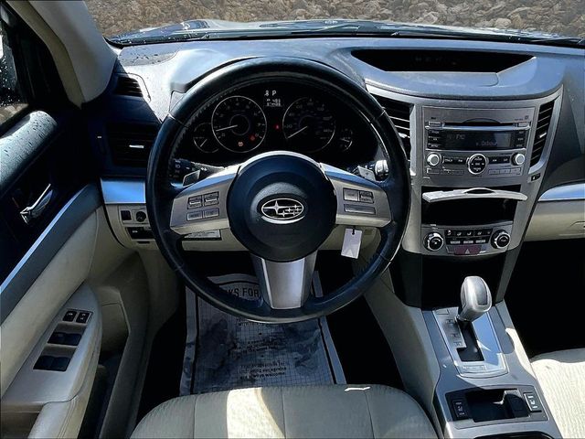 2010 Subaru Outback 2.5i Premium